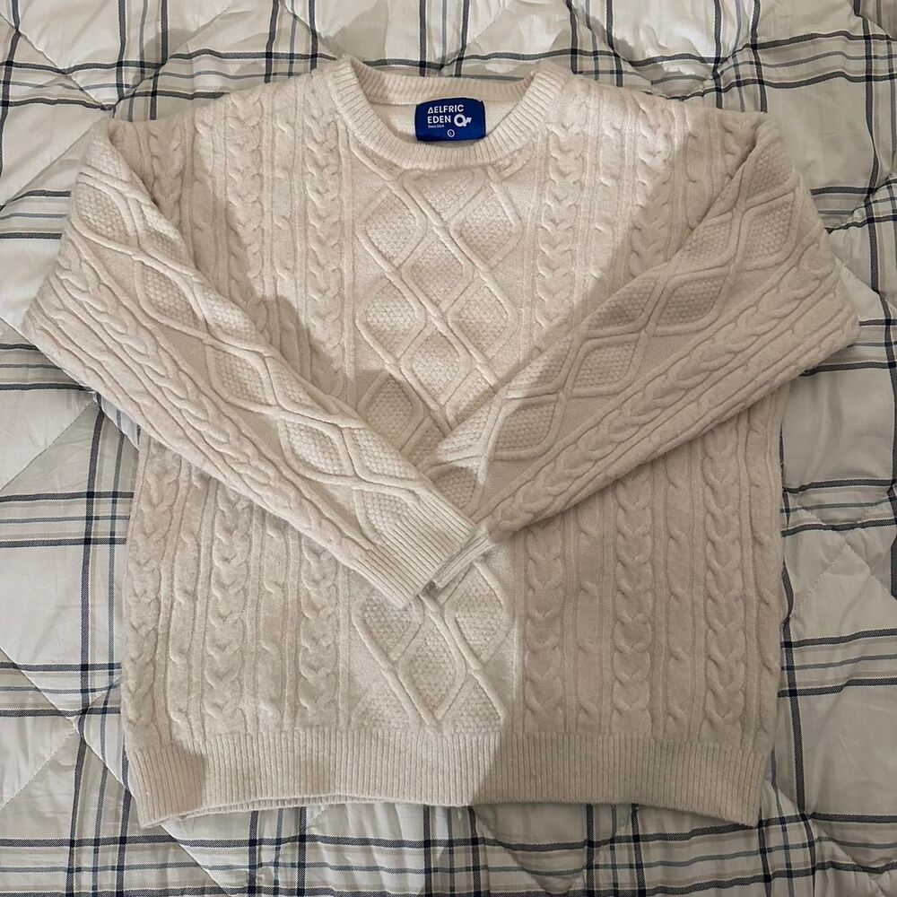 Aelfric-eden Women's Cream and White Jumper